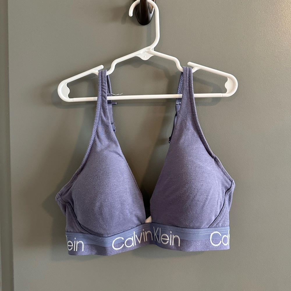 Calvin Klein Lightly Lined Triangle Bralette